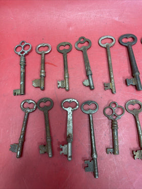 Antique Cabinet Open Barrel Key Lot ~ 25Keys ~ Different Sizes & Shapes ~ lot 2