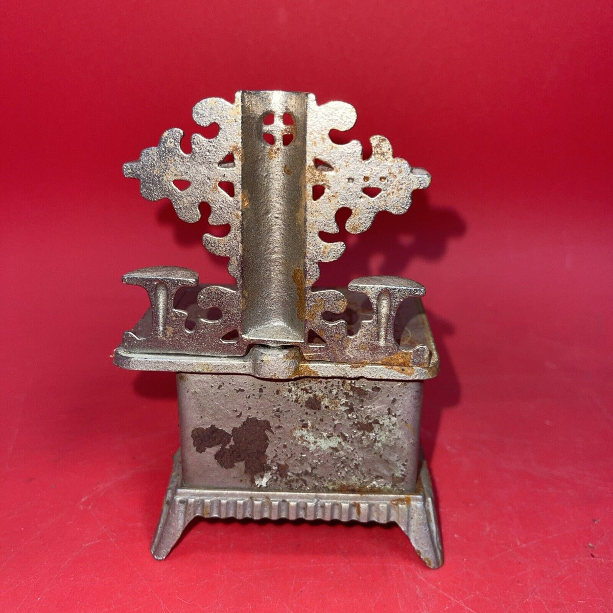 Vintage Cast Iron Miniature DOT Stove Doll house Furniture Collectible Detailed