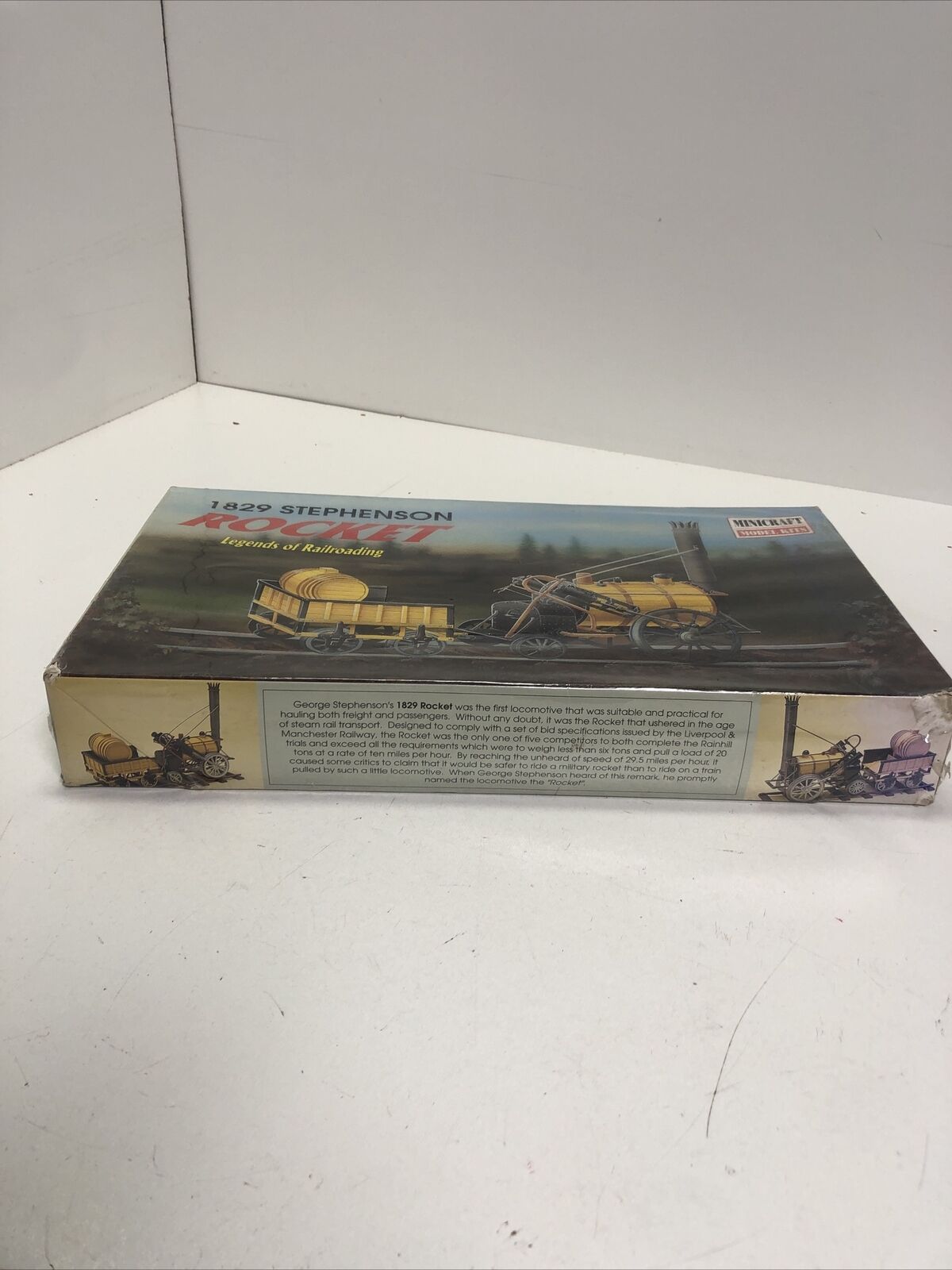 Minicraft 11101 1:26 Scale 1829 Stephenson Rocket Model Kit