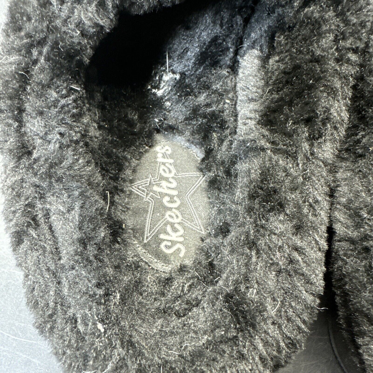 Skechers Slippers Womens Size 7.5 Black