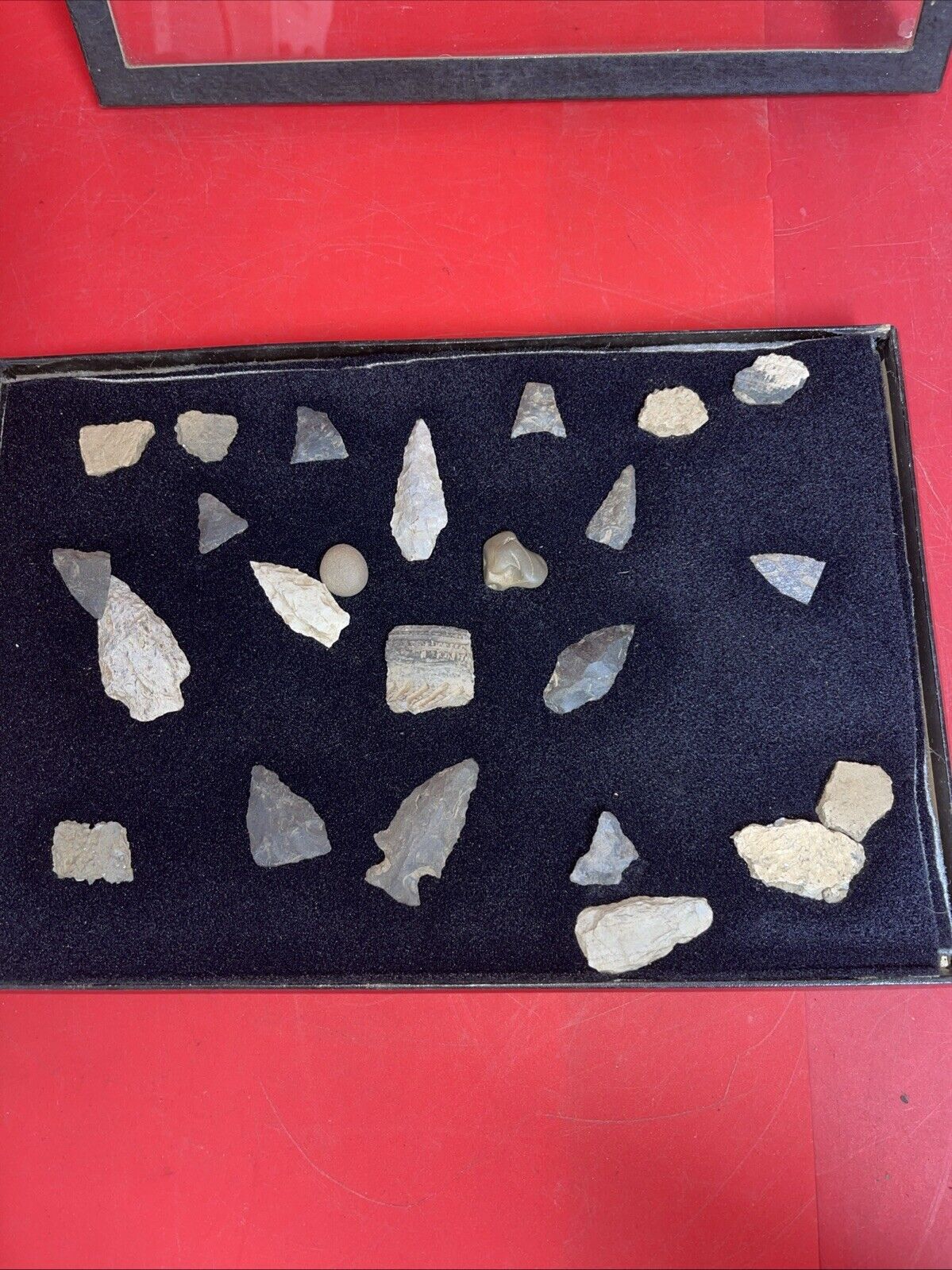 Native American Artifacts Lot 24 w/ Frame Arrowheads Collection 12”x8” Frame #6