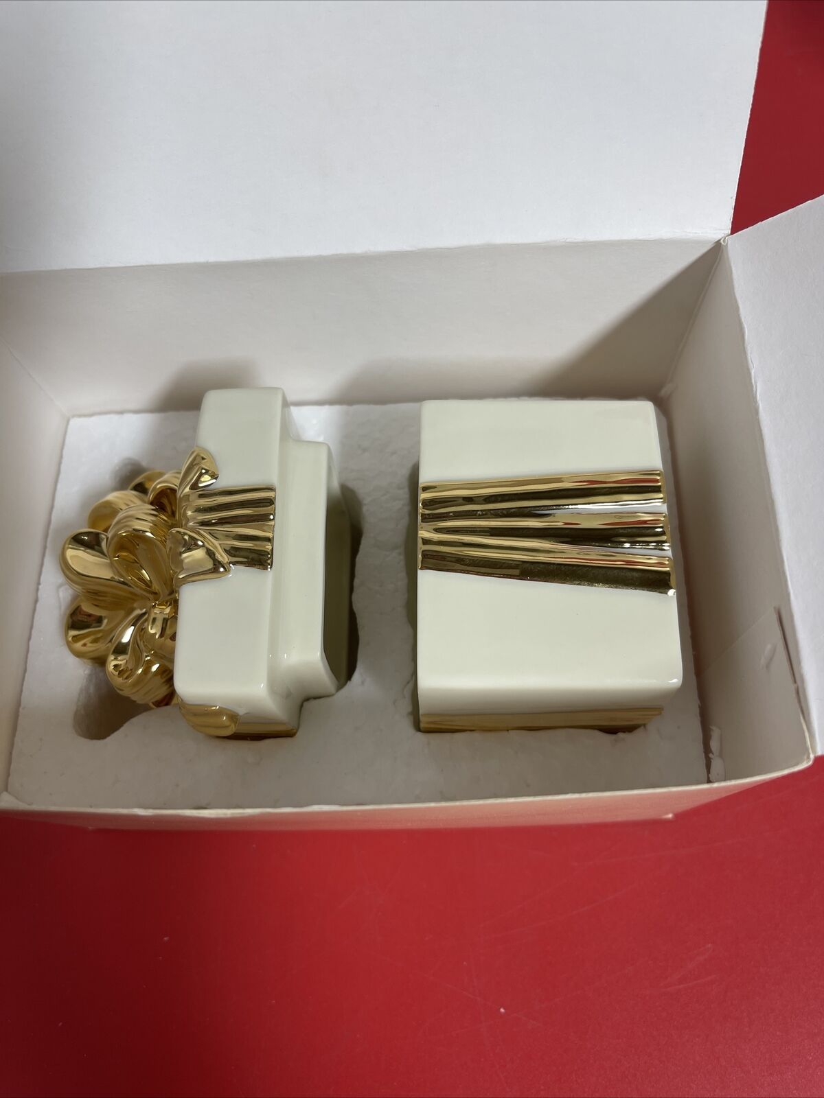 Lenox Keepsake Box w/ Removable Lid & Lavish 24 Karat Gold Bow
