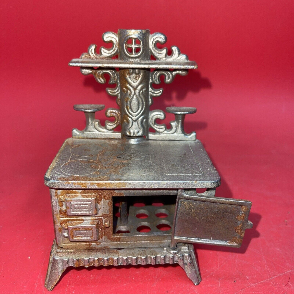 Vintage Cast Iron Miniature DOT Stove Doll house Furniture Collectible Detailed