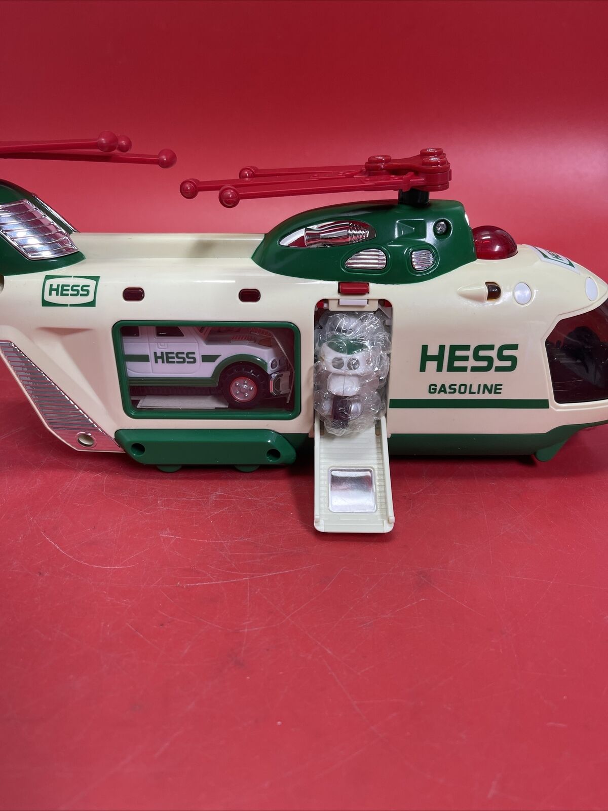 Vintage Hess 2001 Helicopter with Motorcycle and Cruiser/in Box,