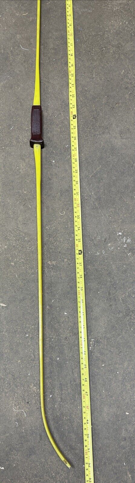 Vintage Sears 20lb archery bow, no string
