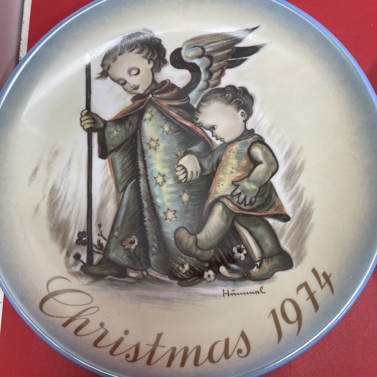 Vintage Set 9 Christmas Plates