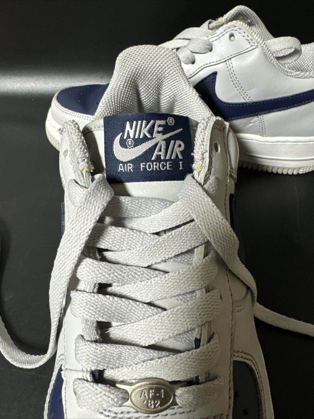 Air Force 1 Womens Shoes 306291 041, Size 7Y