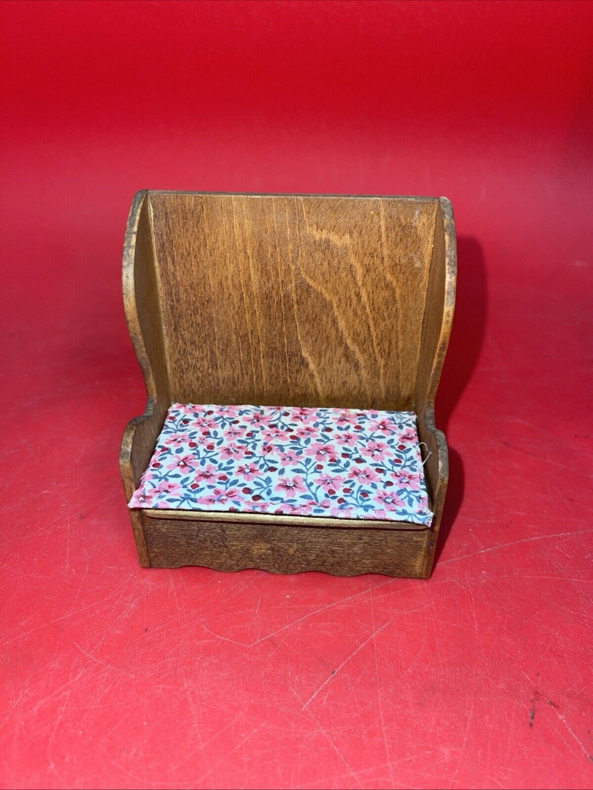 Vintage Dollhouse Furniture D & D Miniatures Lot