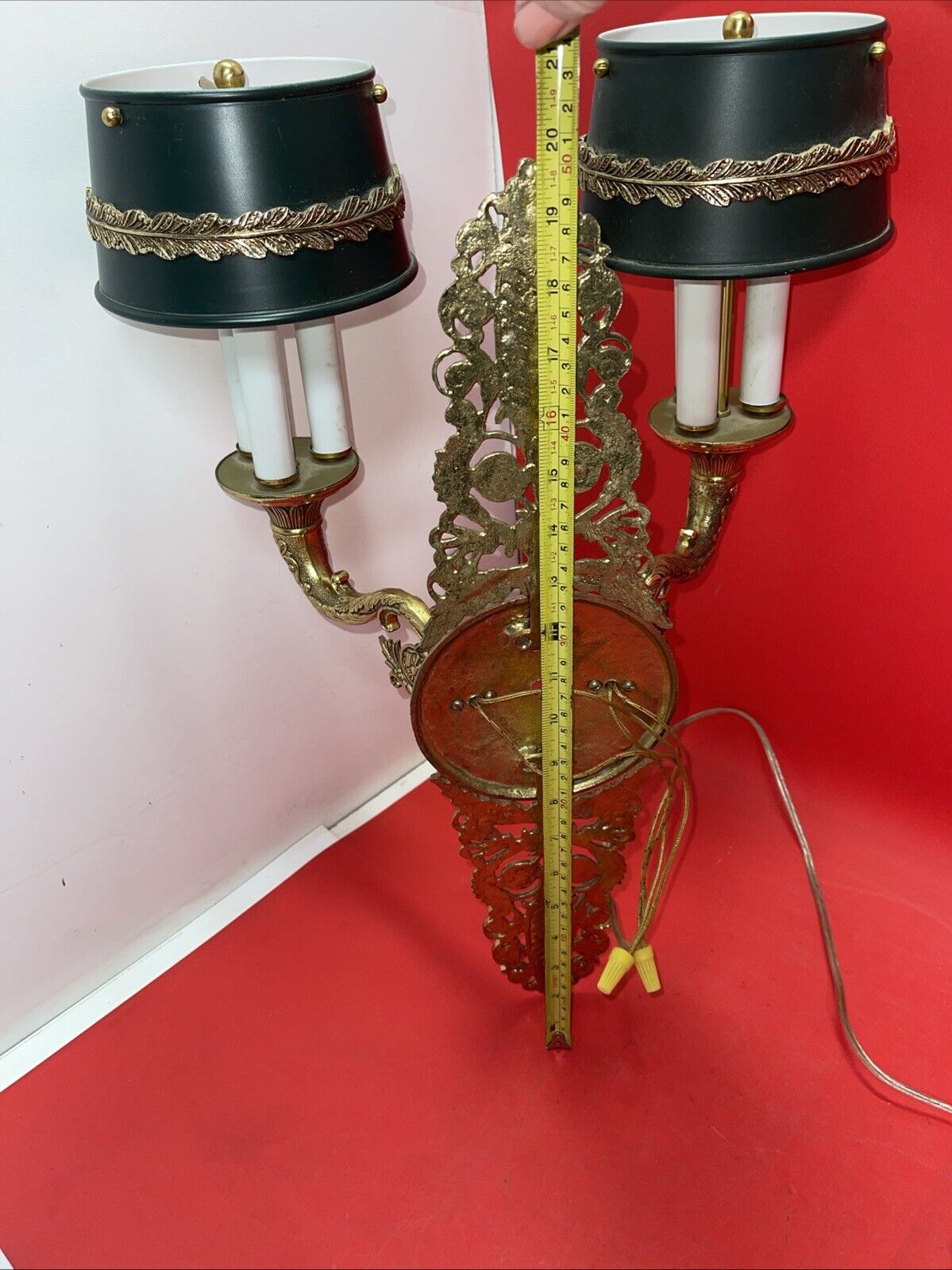 Vintage French Louis XV Rococo Gold Gilt Brass Wall Sconce