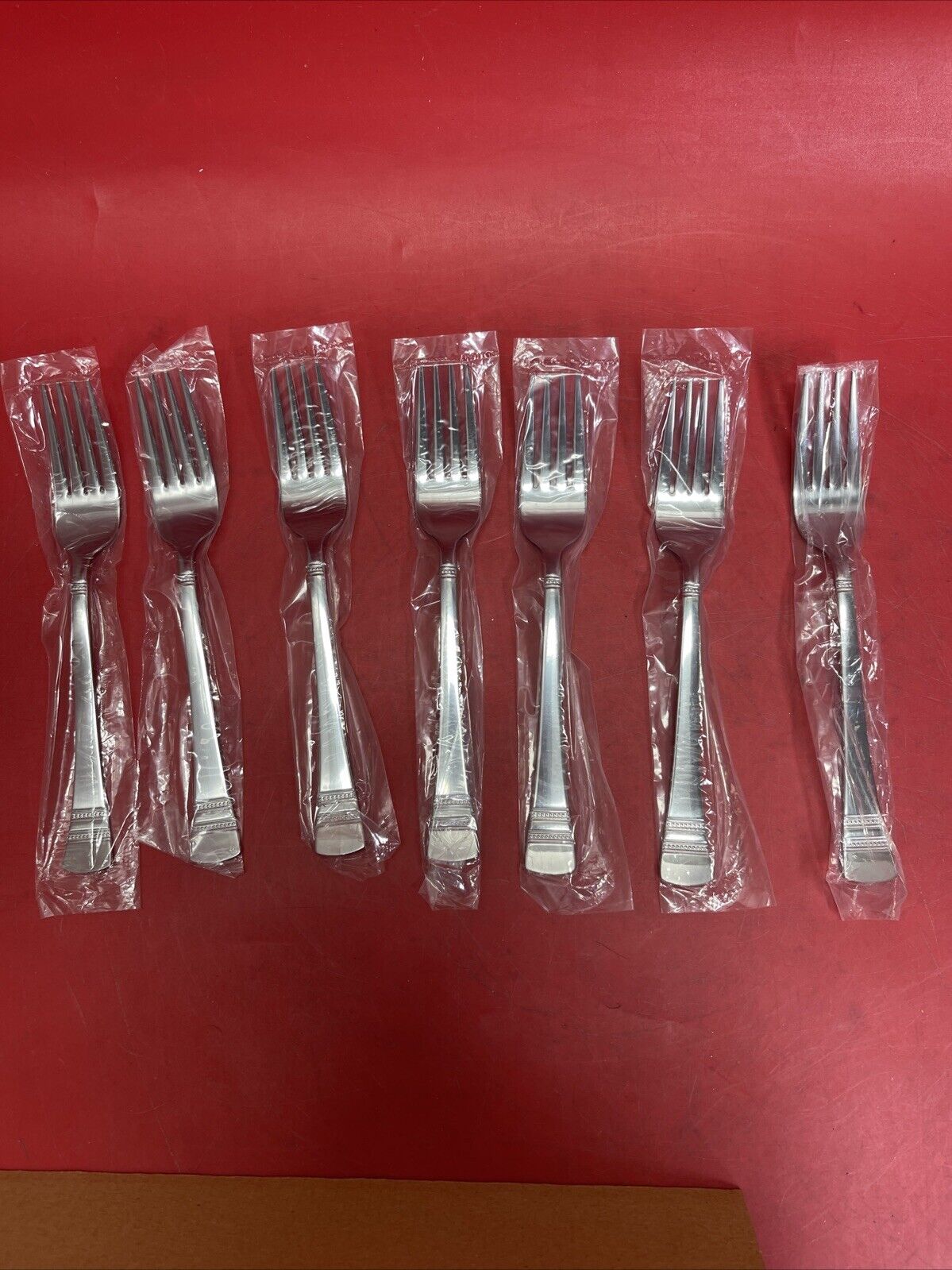 Pfaltzgraff Everyday Sapphire Bay Stainless Steel 53-Piece Flatware Box Damage!