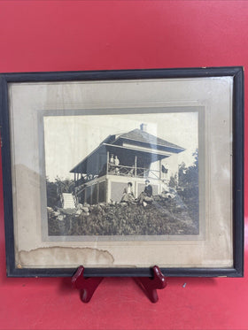 Vintage PHOTO OF Family  IN PORCH HOUSE