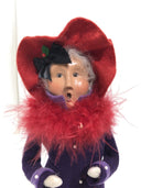 Byers Choice THE CAROLERS 2004 Lady Singer with Red Feather Boa