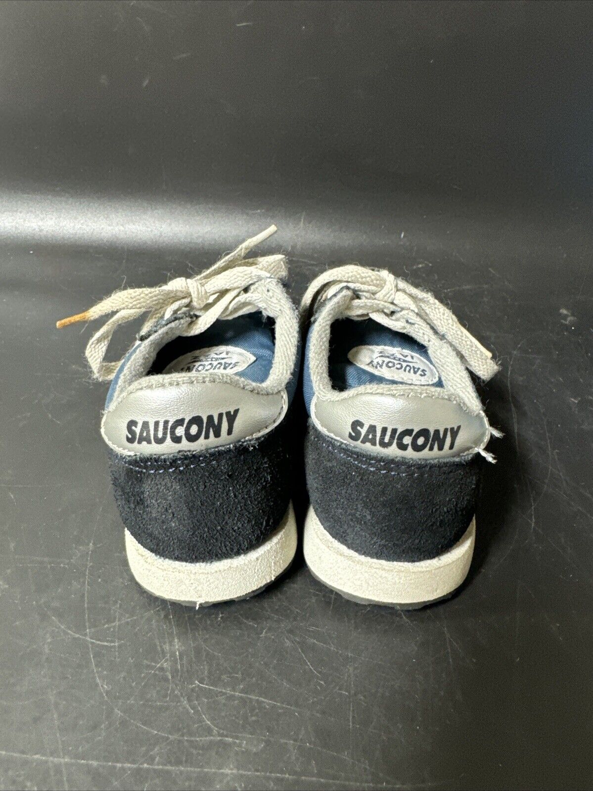 Saucony Jazz Original Sneaker For Child Size 9 (EUR 26)