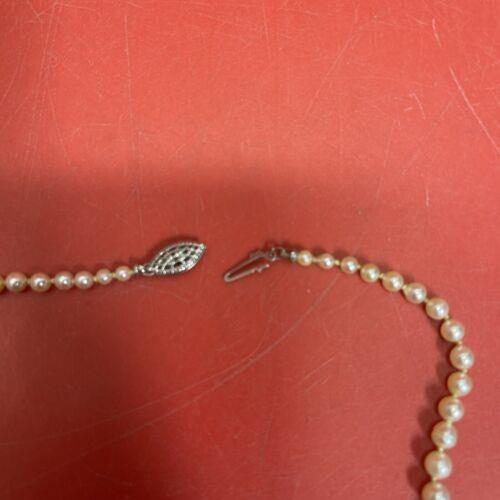 Pearls Necklace Silver Clasp. Costume Jewelry.