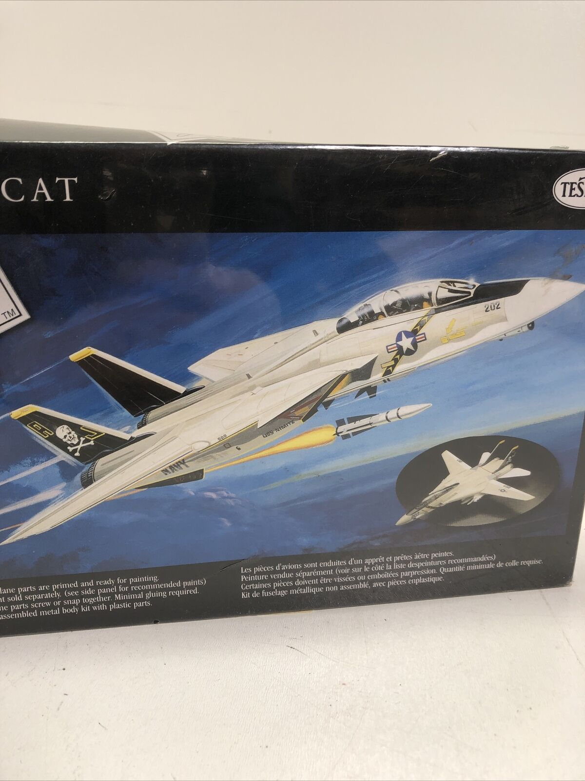 Testors F-14 Tomcat Metal Body 1:100 Model Kit  1999