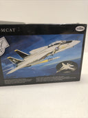 Testors F-14 Tomcat Metal Body 1:100 Model Kit  1999