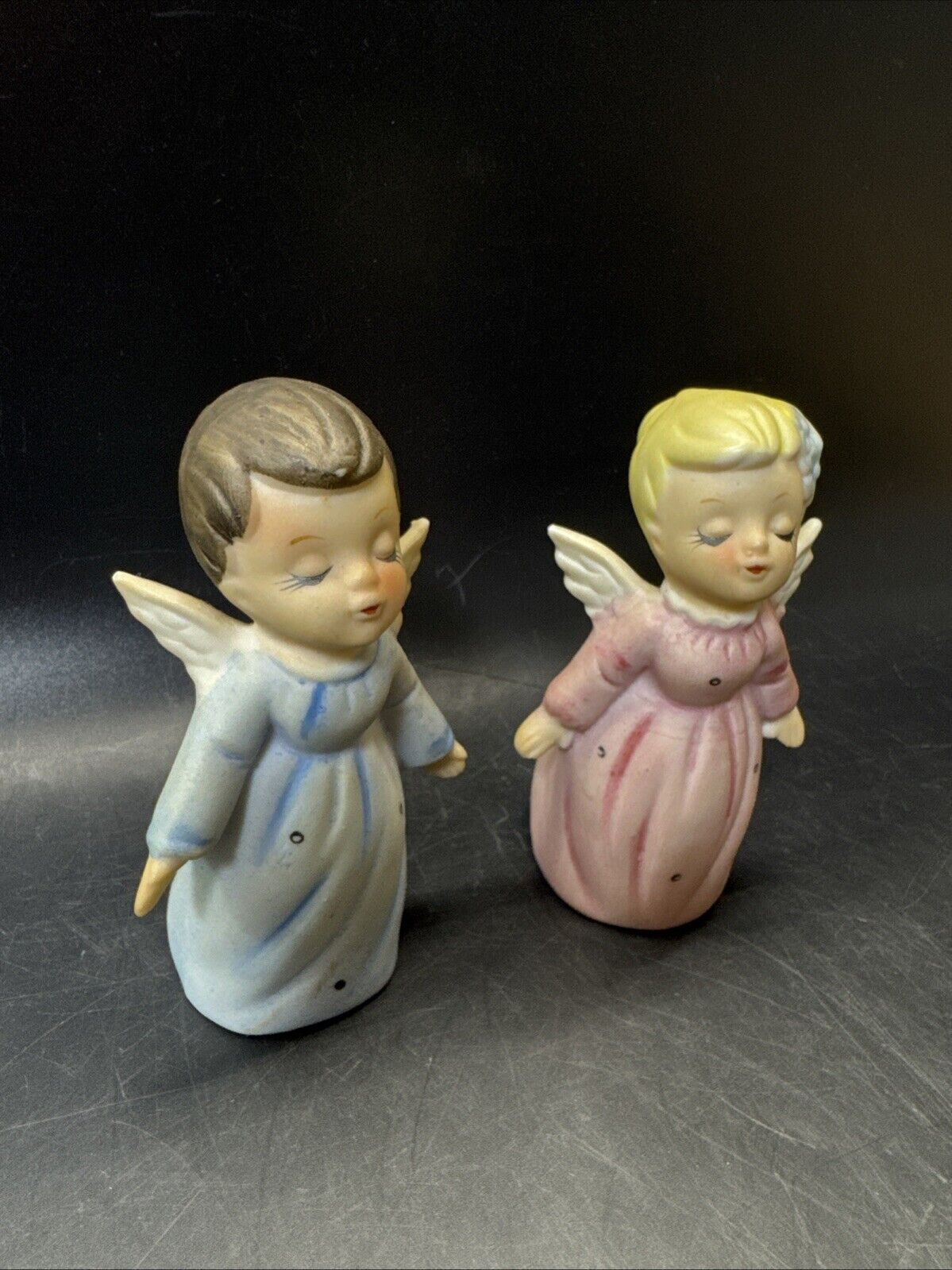 Cute Little Angels Boy and Girl Kissing/Made in Japan