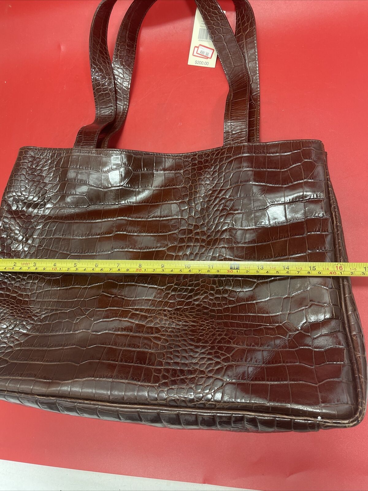 Vintage Lord & Taylor brown crocodile embossed genuine leather bag made in Italy