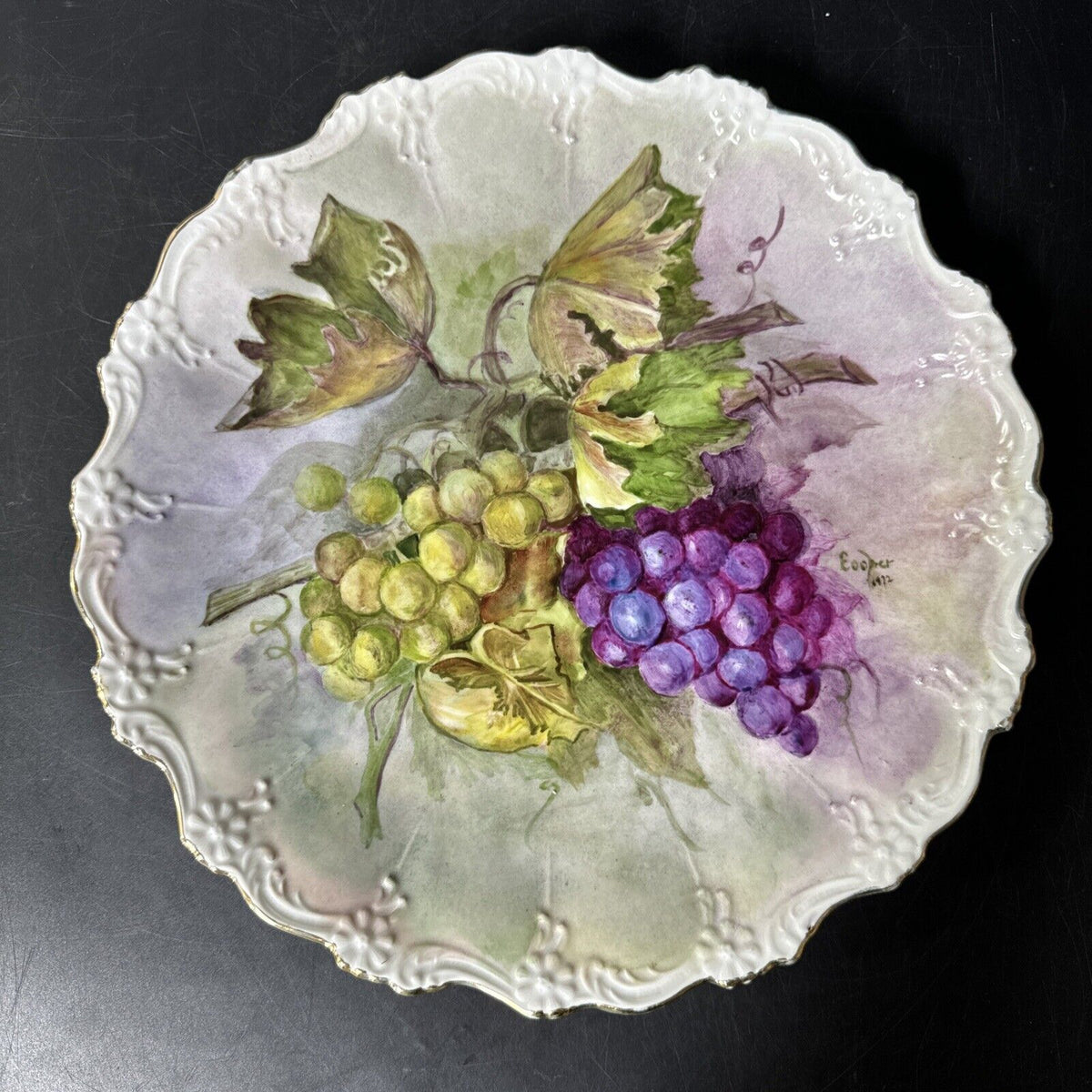 Plate Hand Painted& Signed Green And Purple Grapes 12”