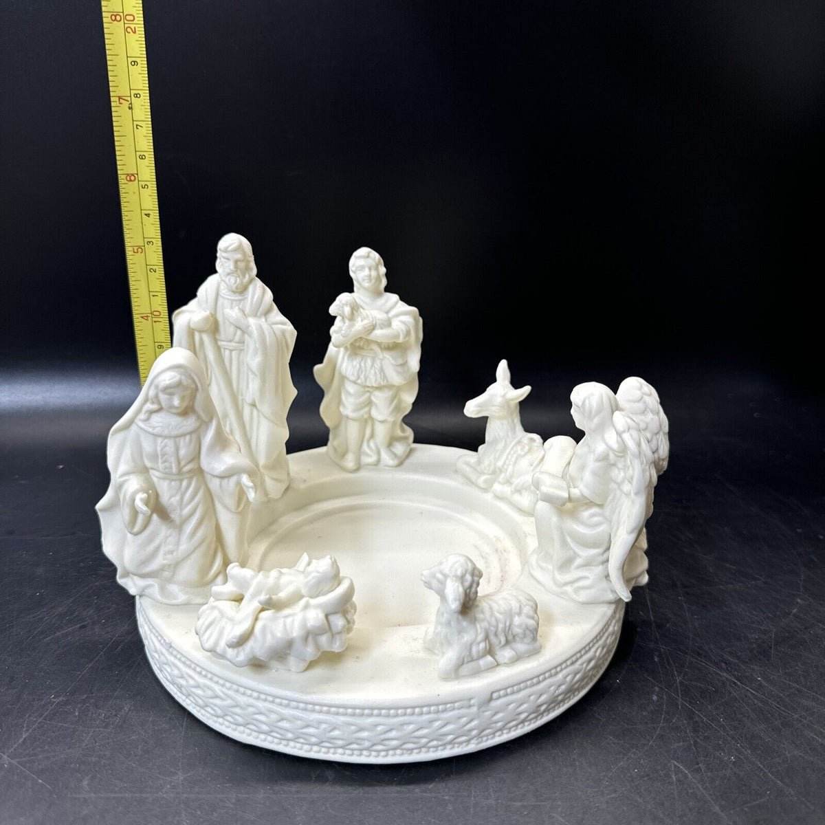 Vtg Holiday Jade Porcelain Nativity Pillar Candle Holder #17974/ Used