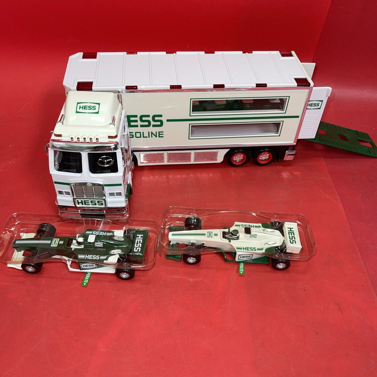 2003 Hess Toy Truck and Racecars Original Box & Bag