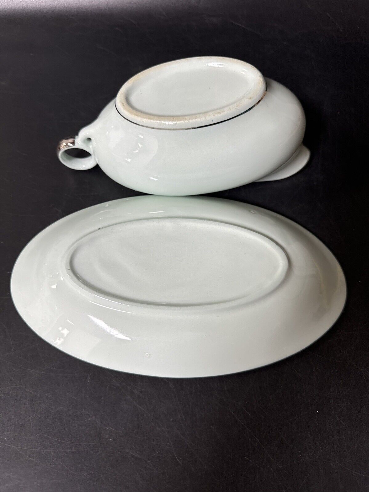 Vintage Universal Gravy Boat And Under-plate/ Unmarked