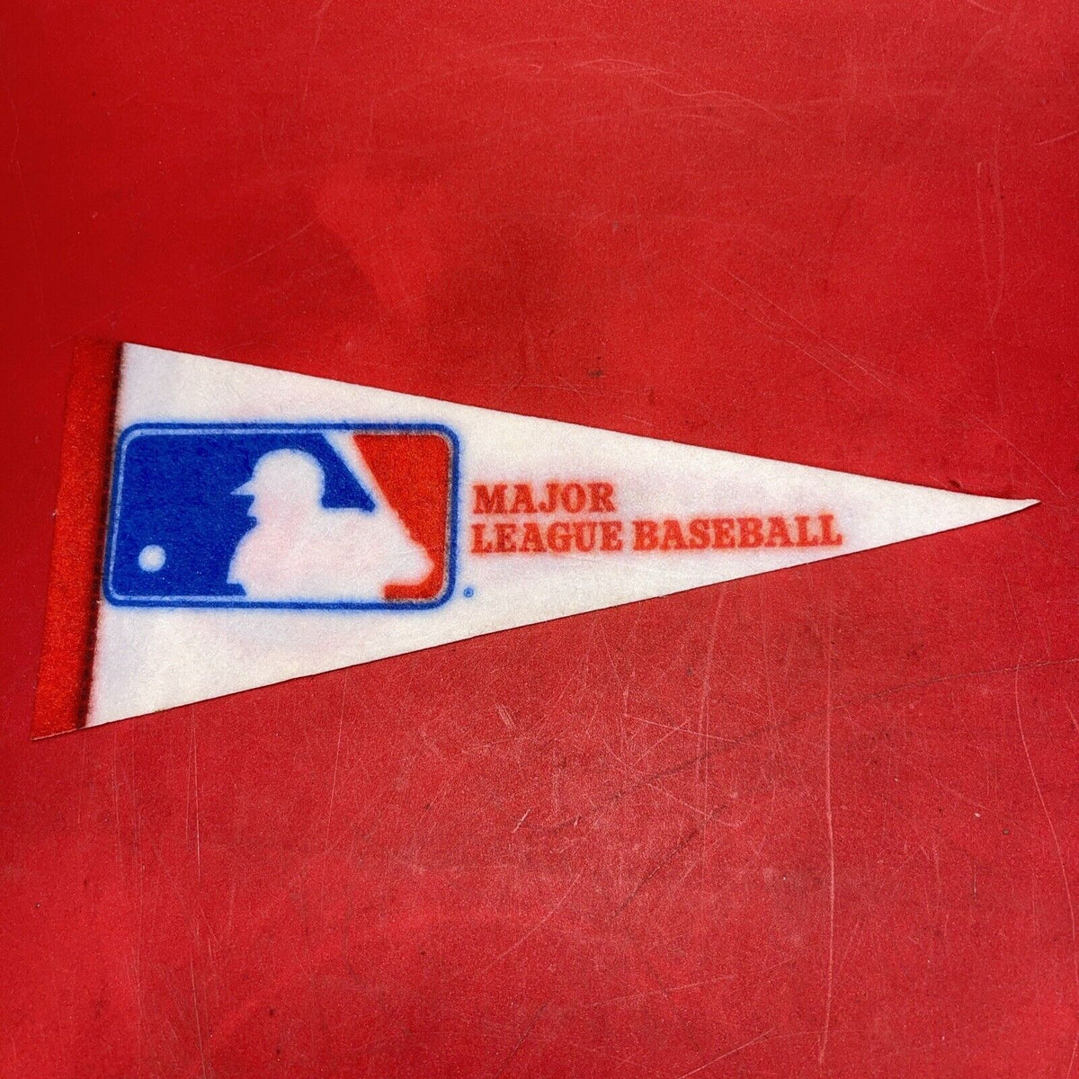 10 PENNANTS of different baseball teams National League *3