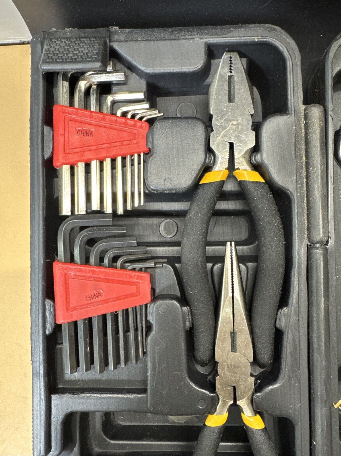 Various Tools Set In Plastic Box/ Made In China