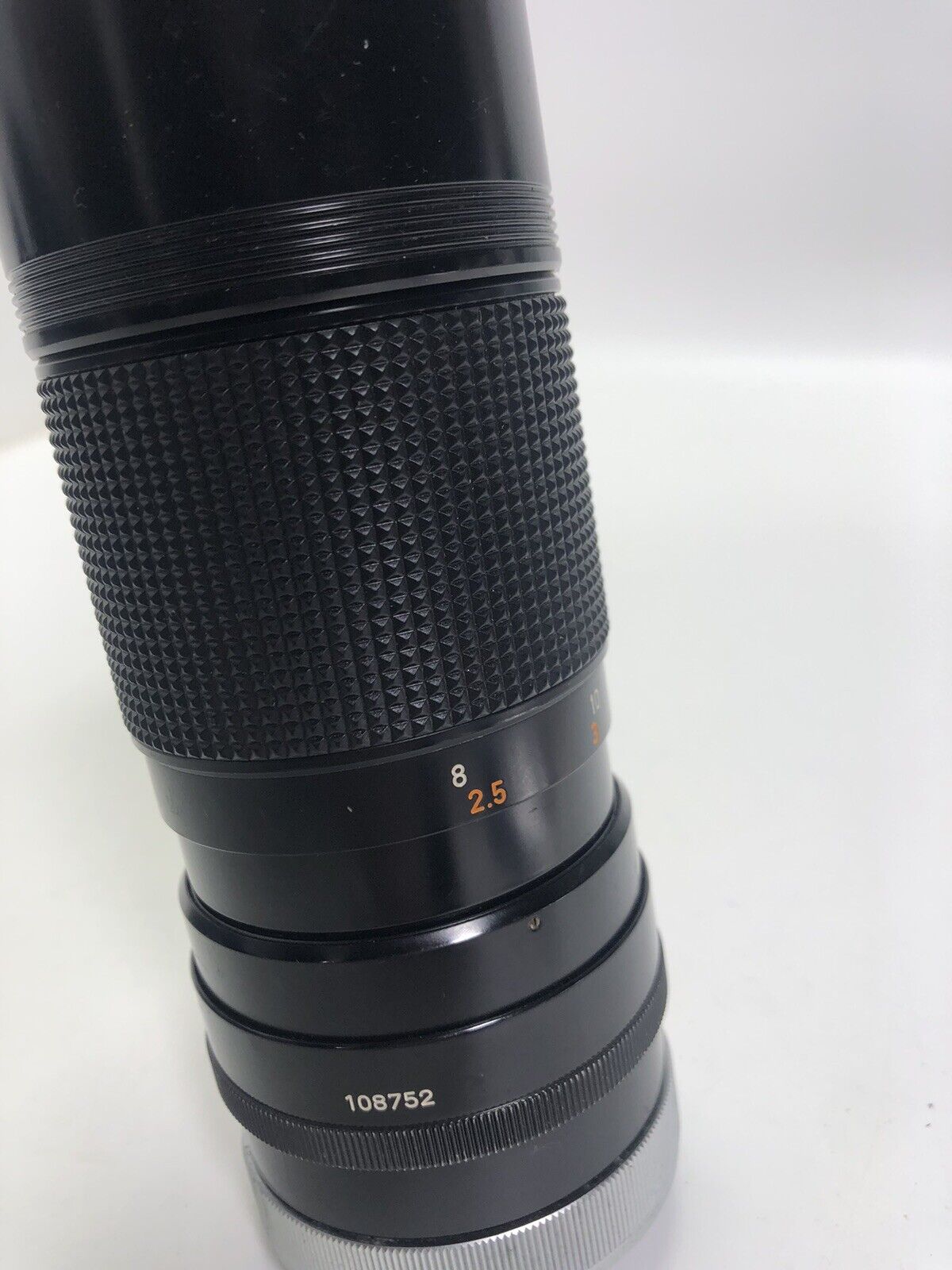 Canon FD Zoom 100-200mm 1:5.6 S.C. Lens W/ Caps & Filter Untested