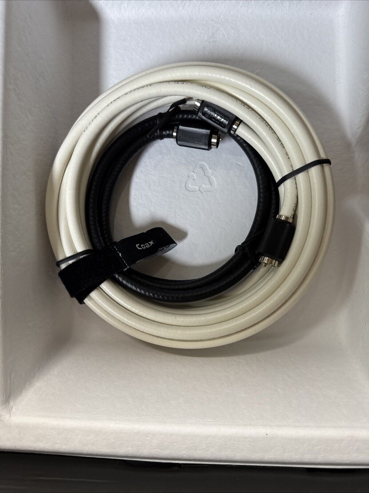 Comcast Xfinity X1 Entertainment Operating System/ New, Missing Some Parts