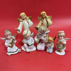 Vintage Set 7 Figures Angle