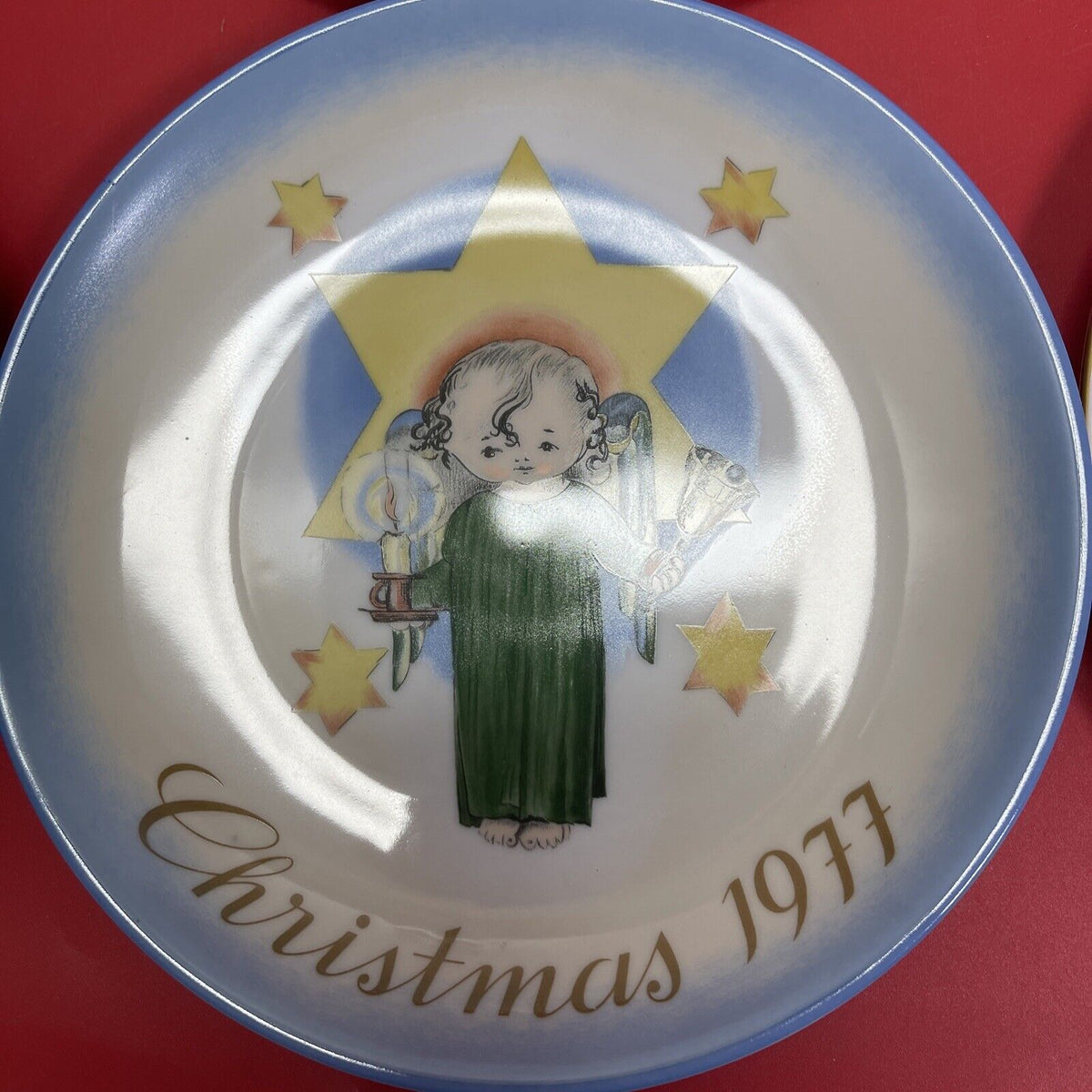 Vintage Set 9 Christmas Plates