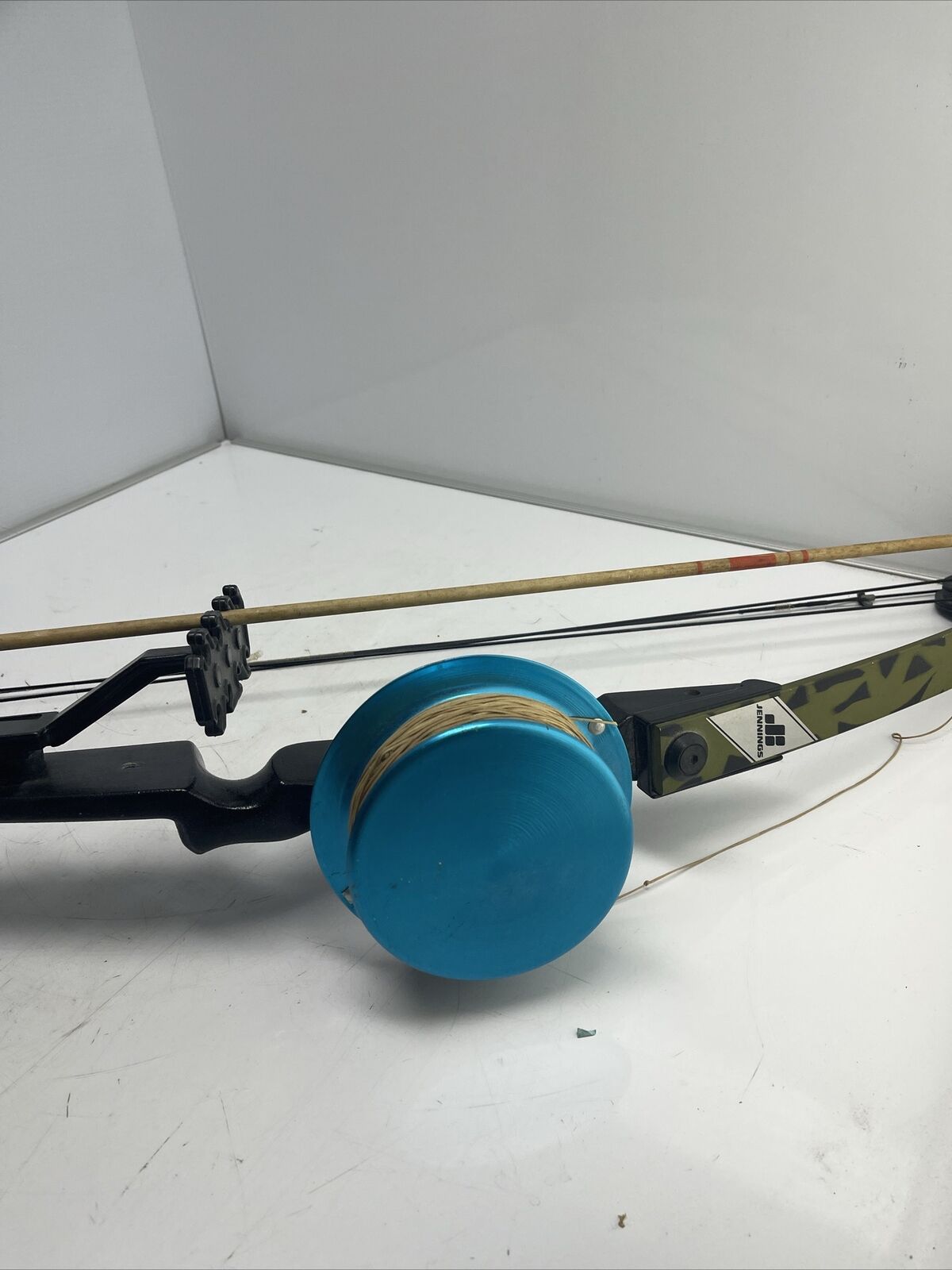 Vintage Jennings Lightning Compound Bow 