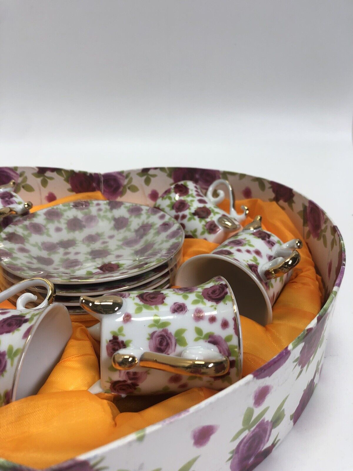 Set Of Coffee Saint Valentine 12 Piece New China Porcelain