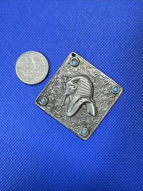 Vintage Egyptian Pendant: pharaon profil, 1970s / silver metal and blue stone