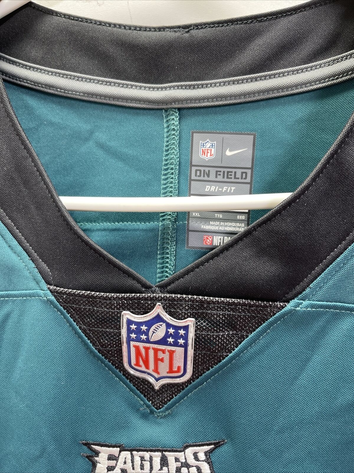Philadelphia Eagles Carson Wentz Jersey Mens XXL  Nike On Field Dri Fit