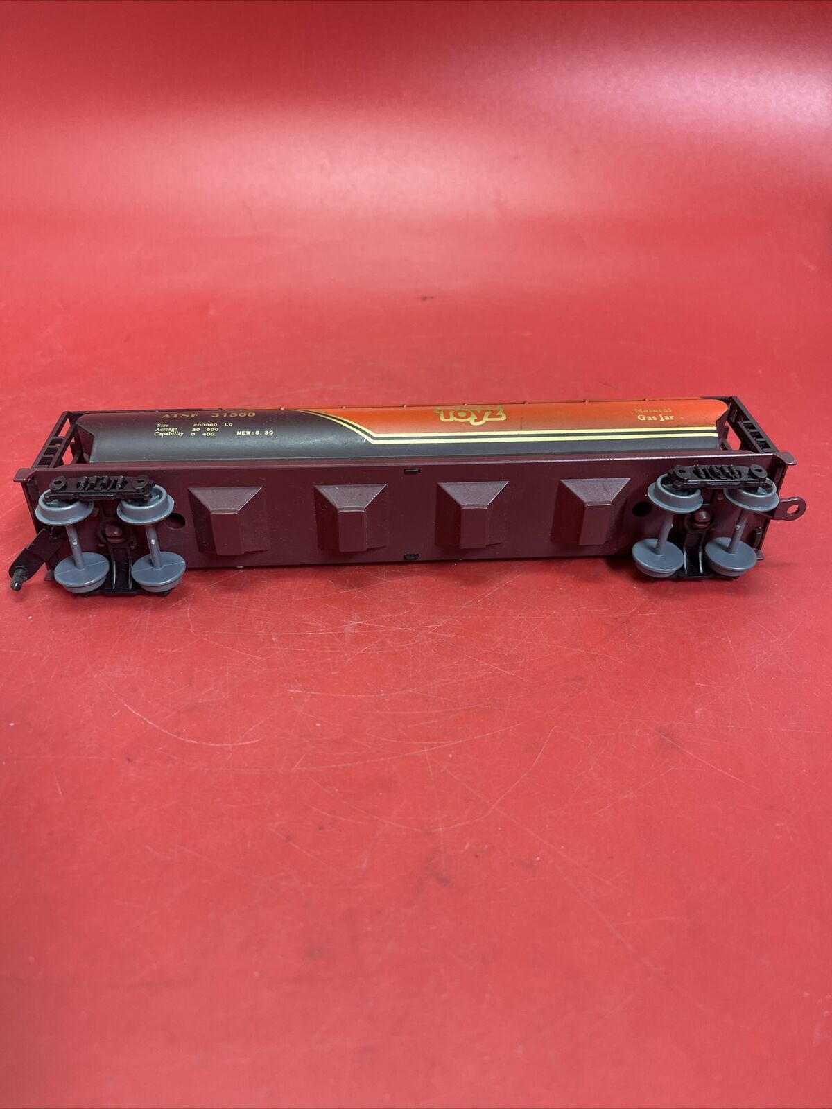 Vintage Battery-powered toy train engine with carriage Wow Toyz
