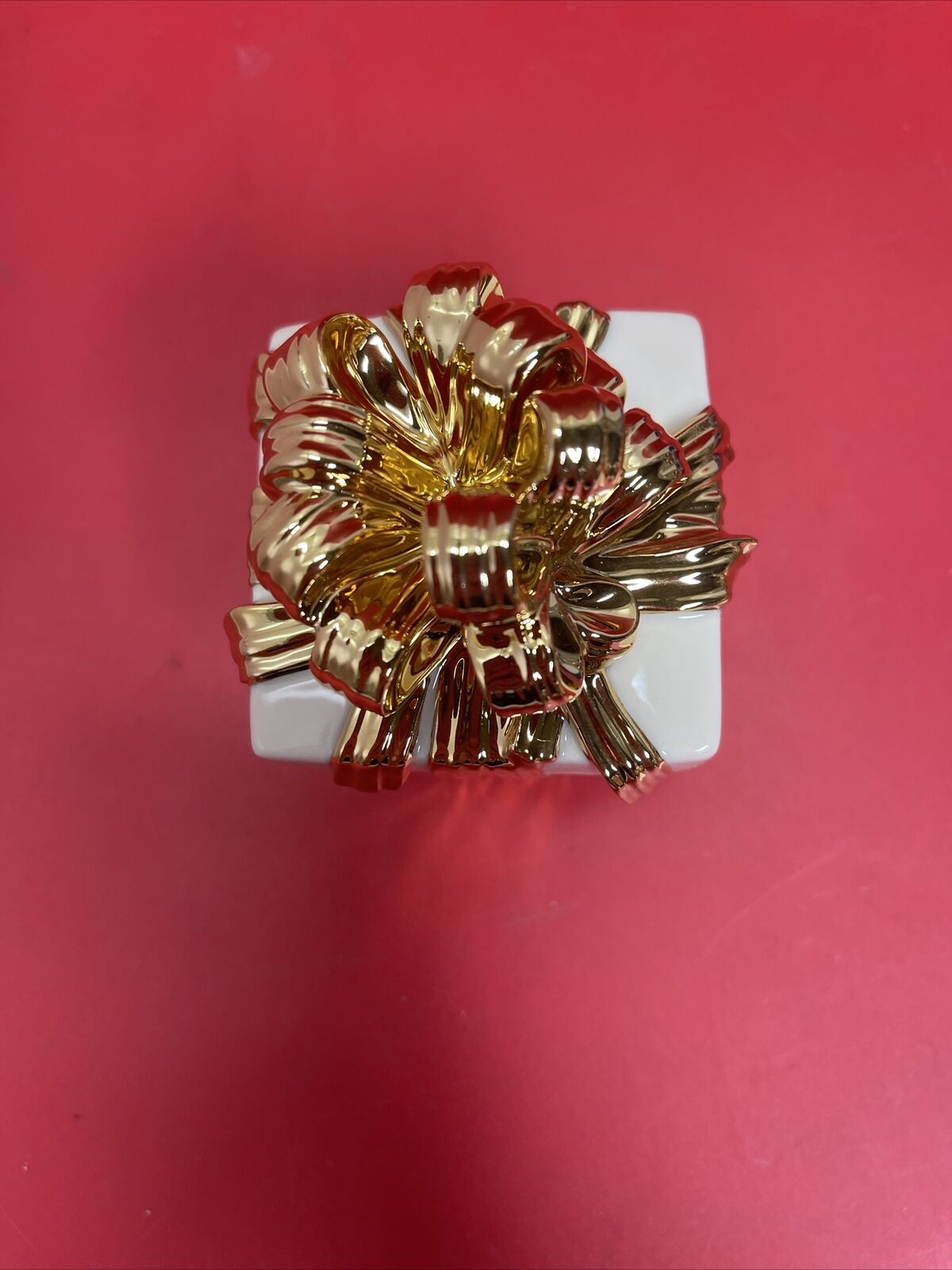 Lenox Keepsake Box w/ Removable Lid & Lavish 24 Karat Gold Bow