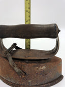 VINTAGE SAD IRON WITH COPPER BASE