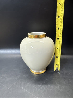 Vintage Fitz &Floyd Classic Gold and White Vase “Palais” 4.5”