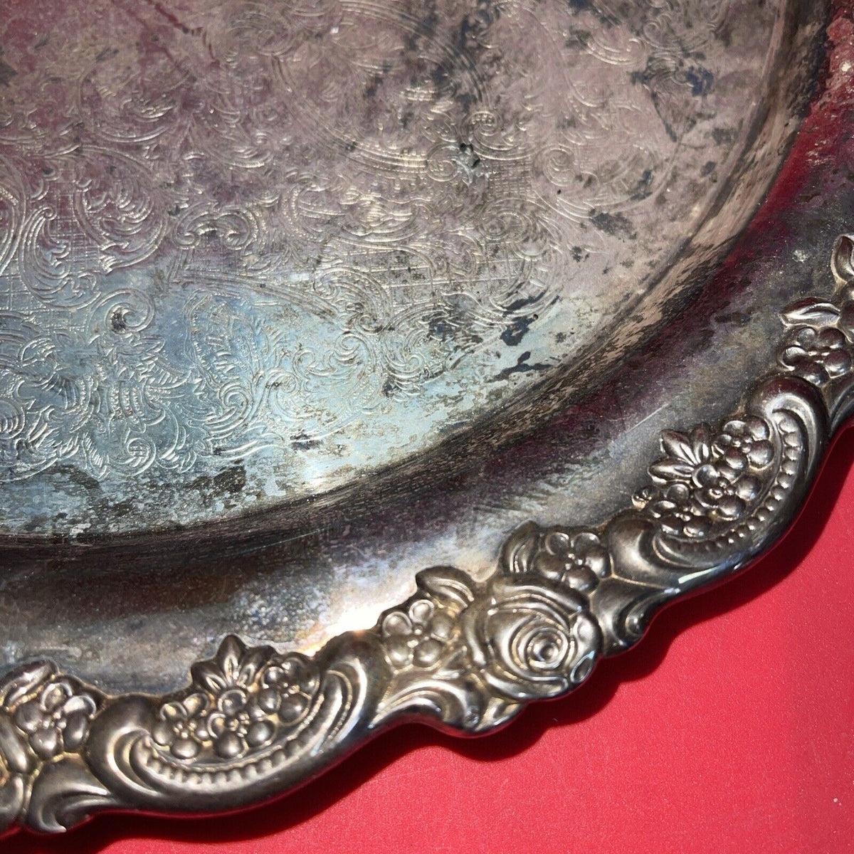 Vintage Oneida Royal Provincial 15" Round Etched Silverplated Serving Tray