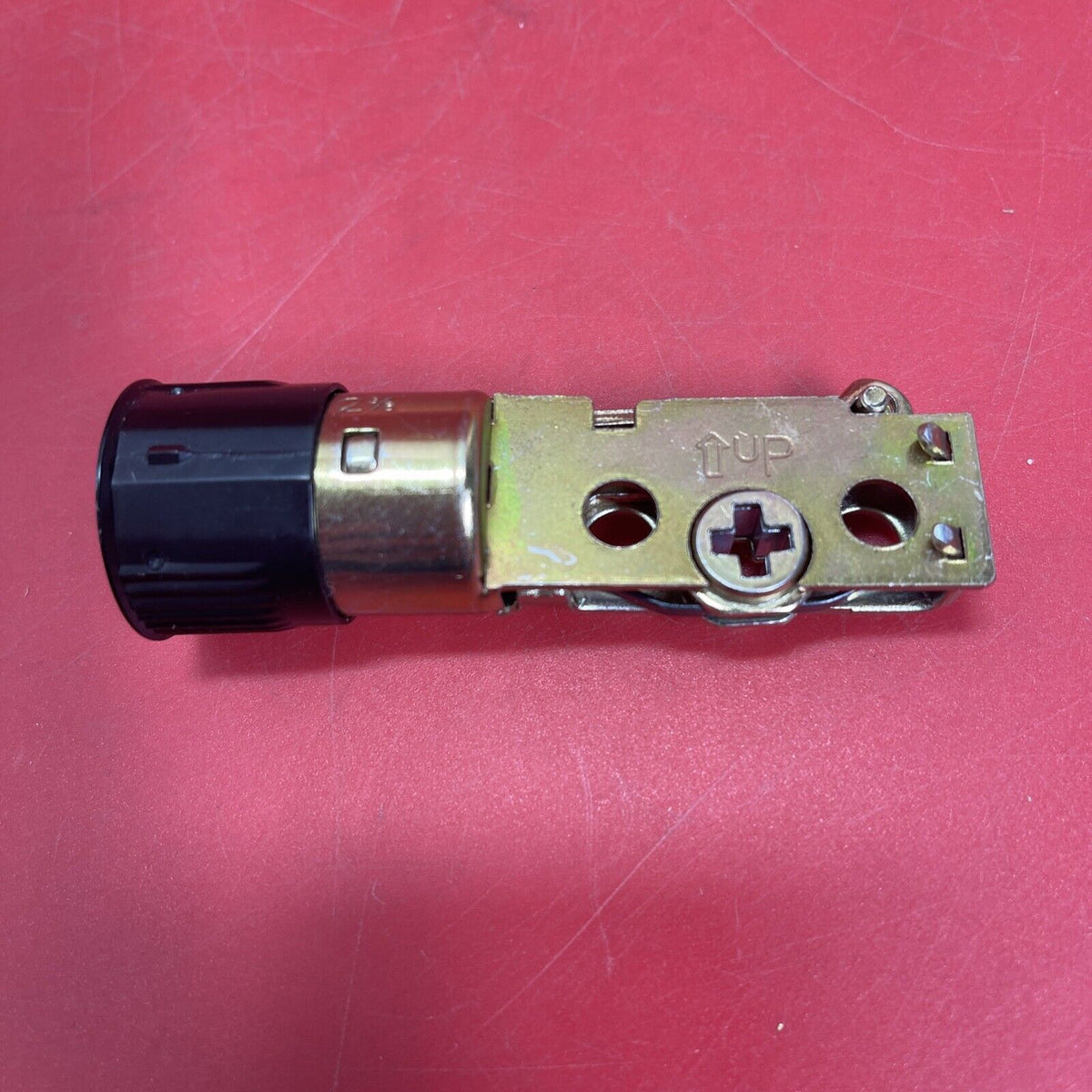 Miseno MLK5099SN Drive-In Deadbolt Latch - Lot 5