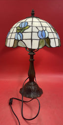 Baroque Mini Blossom Pattern Table Lamp Traditional Stained Glass Tiffany Light