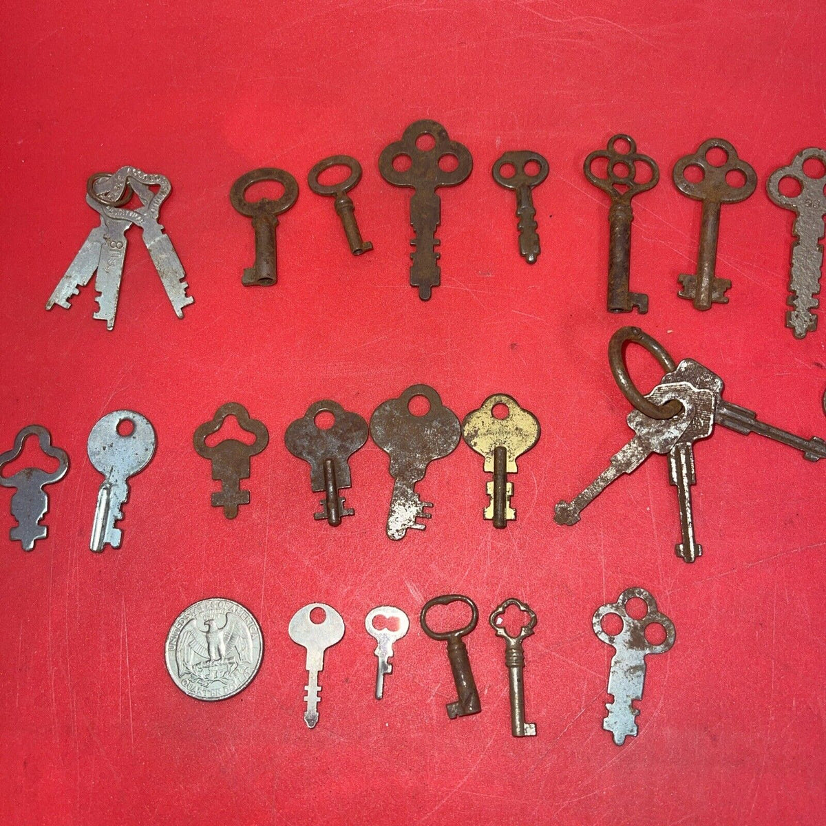 Vintage Cabinet Open Barrel Key Lot ~ 35 Keys ~ Different Sizes & Shapes ~ lot 1