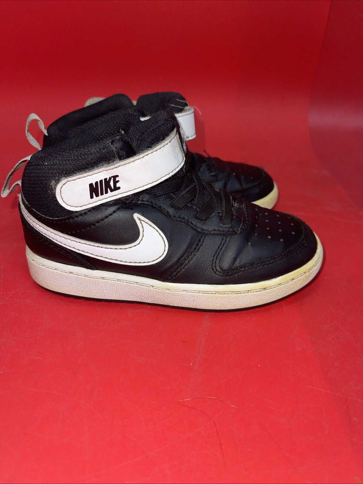 Nike Court Borough Mid 2 PS Sneaker Shoes Boys Size 9C Black White