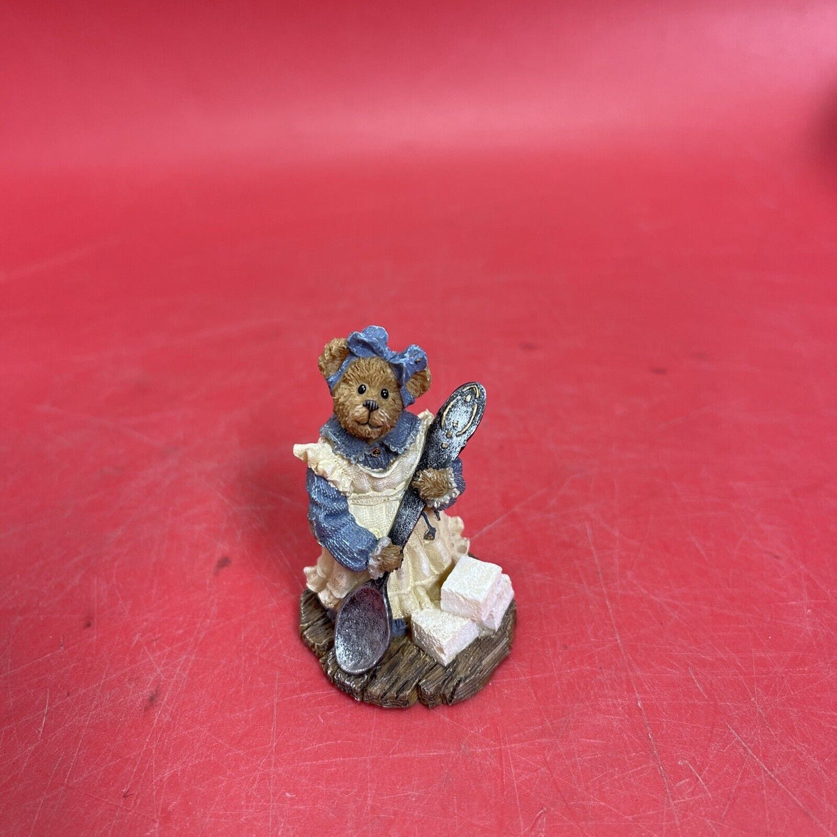 Boyd Bears Collection Route 331/3, Roadside Americana "Miss Pekoe's Tea Cozy"