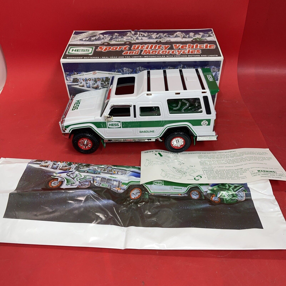 Hess Truck 2004 Sport Utility Vehicle And Motorcycles  Original Box and Bag