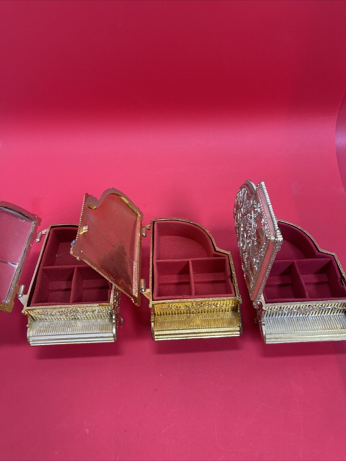 Jewelry box. Vintage. Plastic. Piano. Made In Hong Kong Lot 3