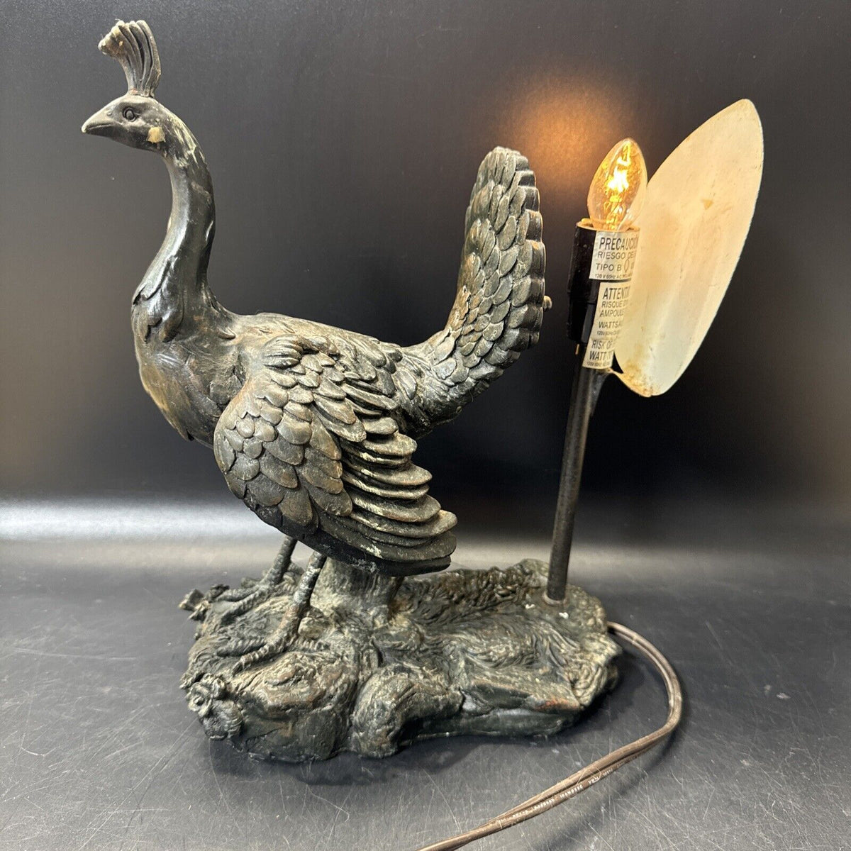 Vintage Beautiful Resin Sculpture Peacock Lamp