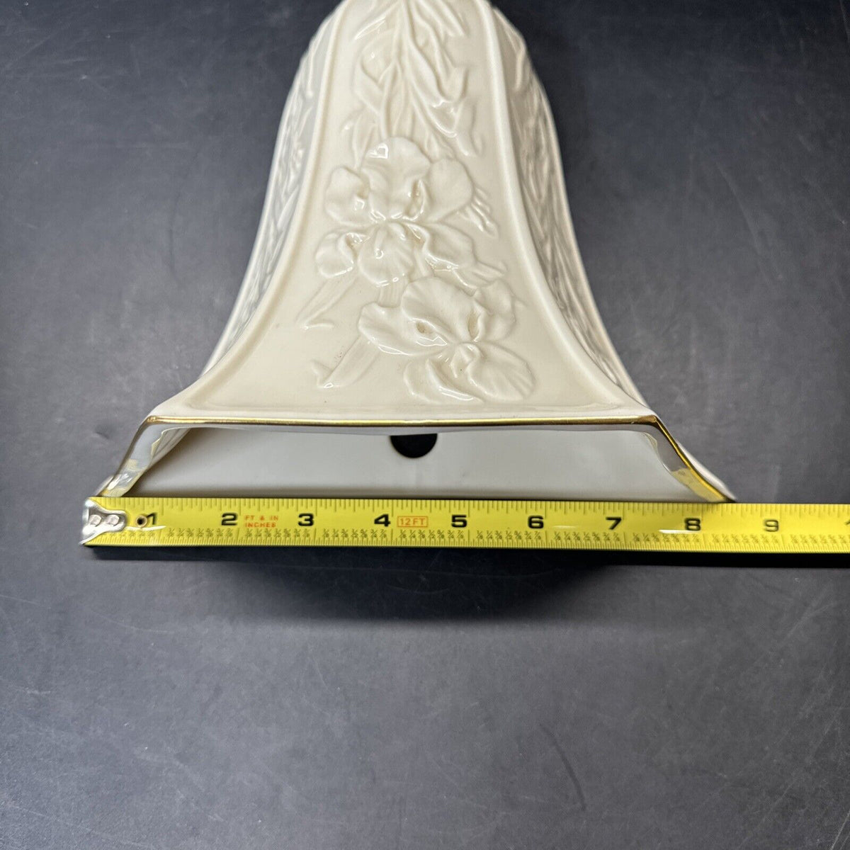 Lenox Masterpiece Porcelain Ivory Iris Wall Pocket Vase/Sconce Gold Trim